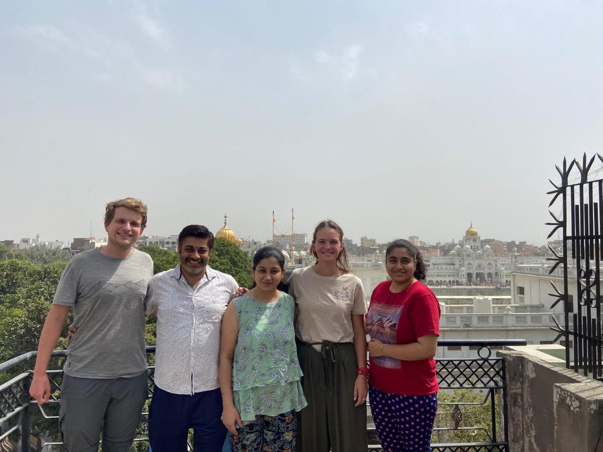 4N Homestay- Golden Temple View Amritsar Eksteriør billede