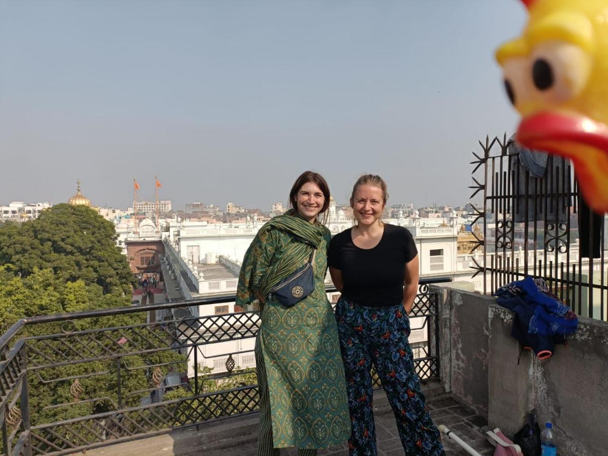 4N Homestay- Golden Temple View Amritsar Eksteriør billede