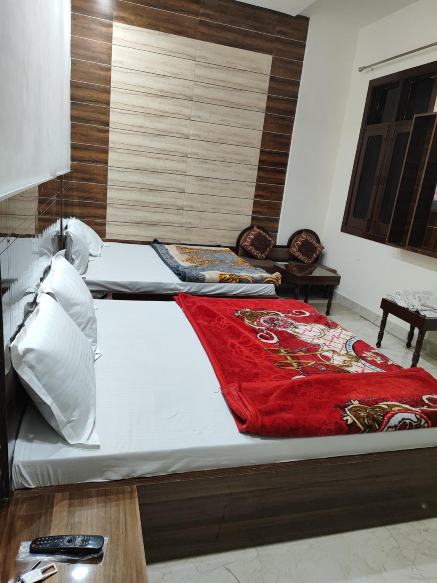 4N Homestay- Golden Temple View Amritsar Eksteriør billede